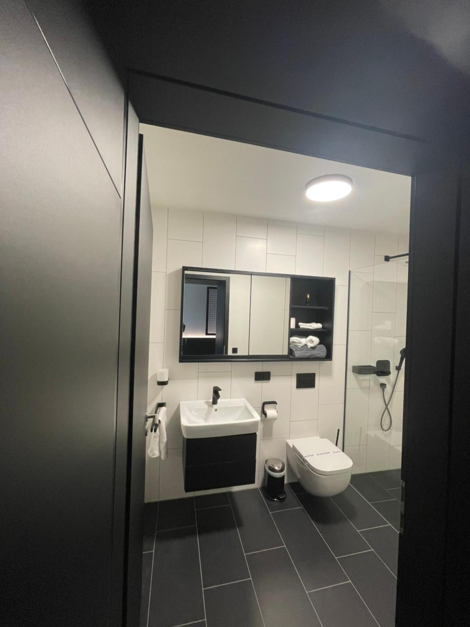 Hotelapartment Ueberwasser Mit Sauna Und Fitness Κουξχάφεν Εξωτερικό φωτογραφία